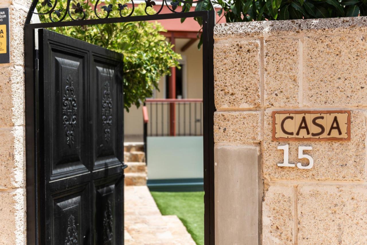 Comfortable 4-Bedroom Villa With Private Gardens Costa Adeje  Exterior foto